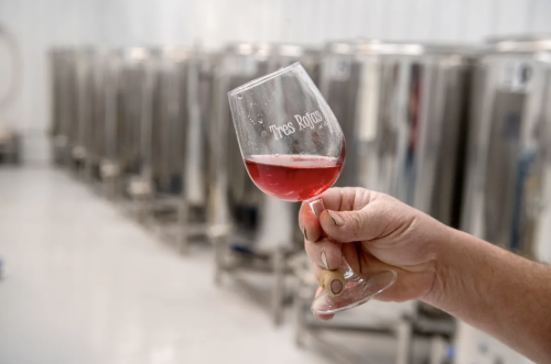 Tres Rojas Winery